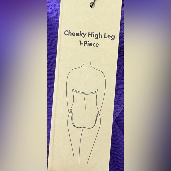 No Boundaries Purple Textured Cheeky High Leg One Piece Swimsuit Size M NWT - Picture 3 of 4